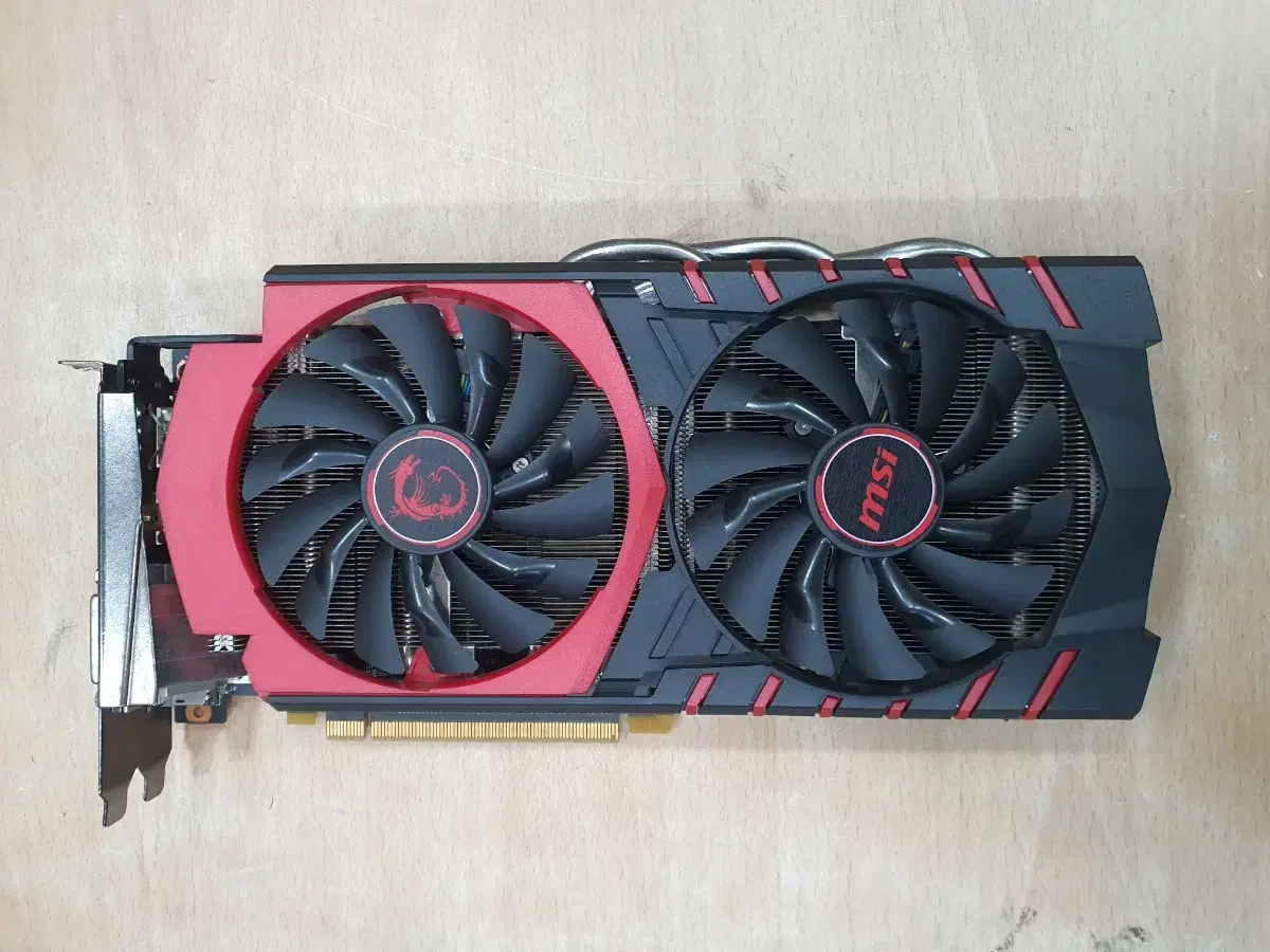 msi GTX960 2G 그래픽카드 HDMI파손