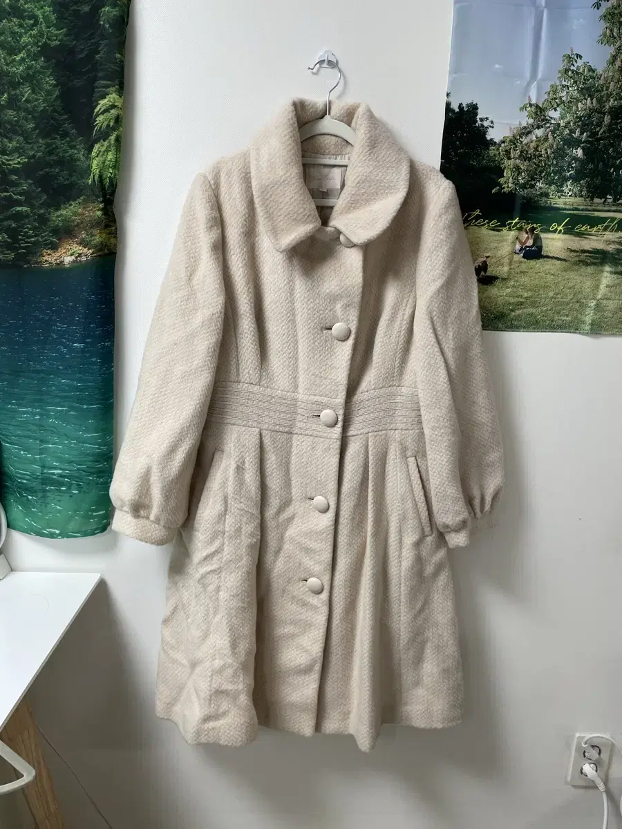 Vintage Warm-Tone Princess-Cut Long Coat