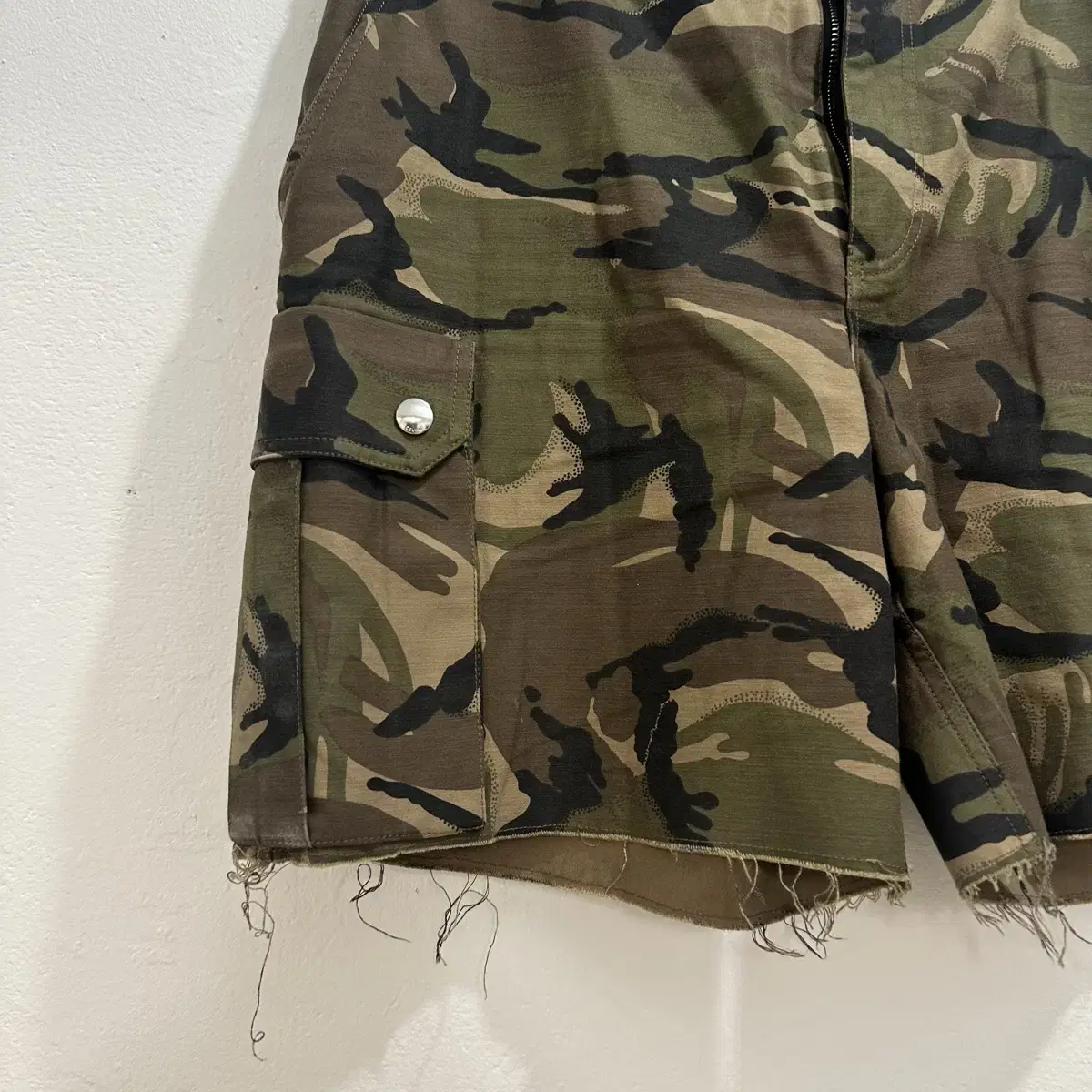 celine 23ss camo shorts 50size