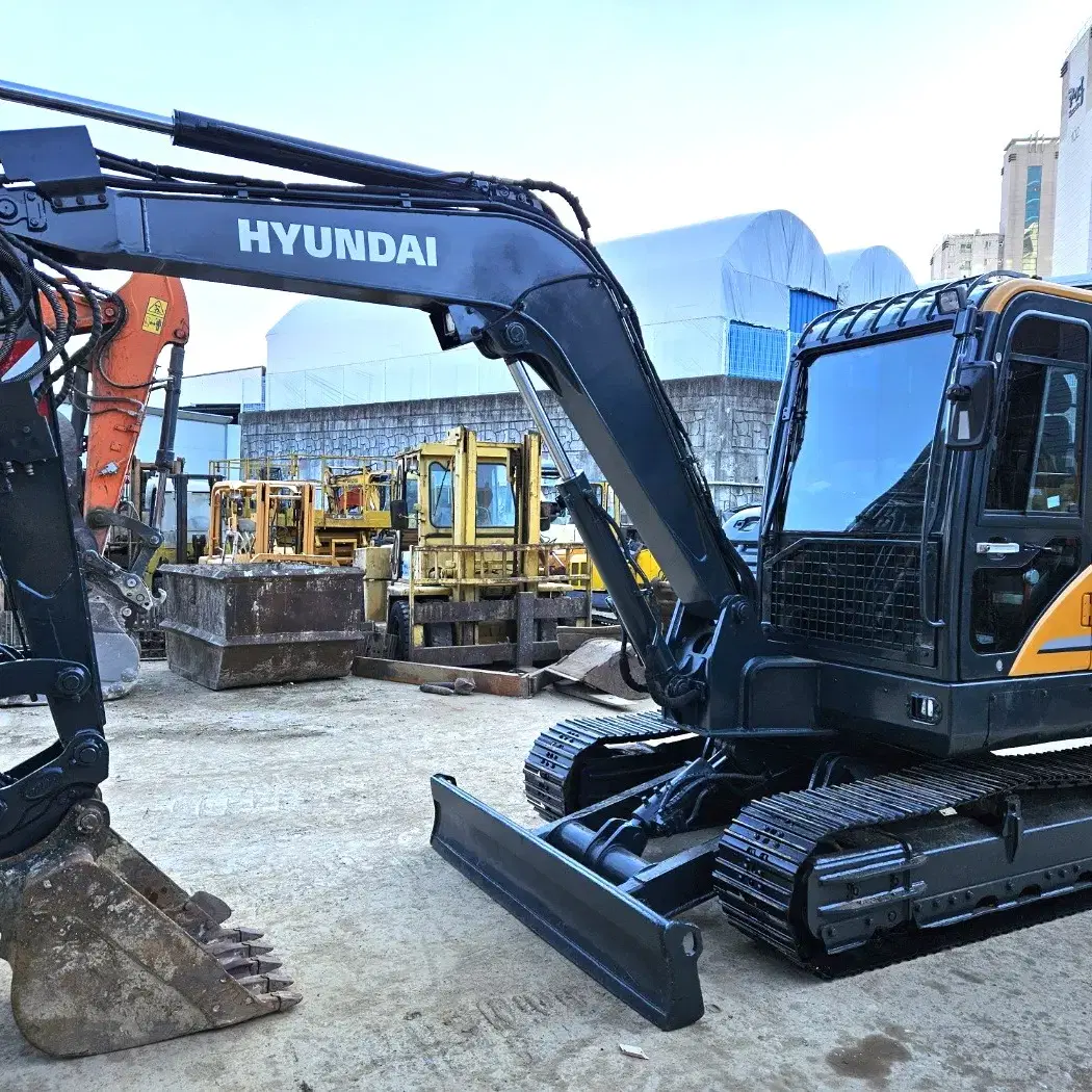 현대 HX60AMT 2020년식 회전라인 발판전환 옵션 02 중고굴삭기