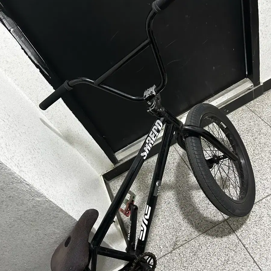 선데이 데칼 bmx