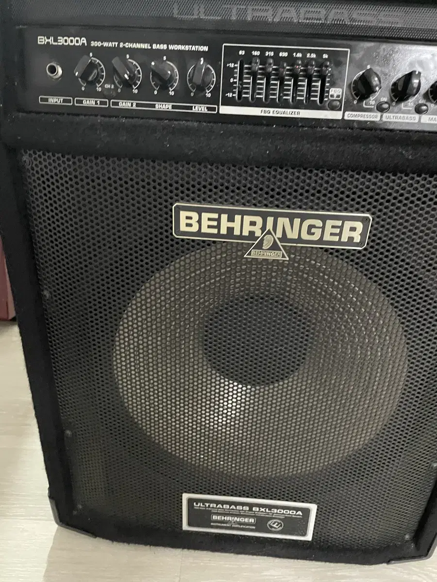 베링거 베이스앰프 BEHRINGER BXL3000A 팝니다