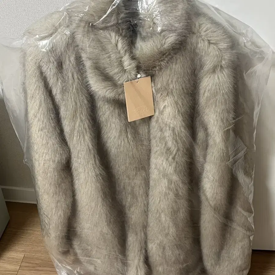 시눈 Heavy Mix Fur Jacket (새상품)