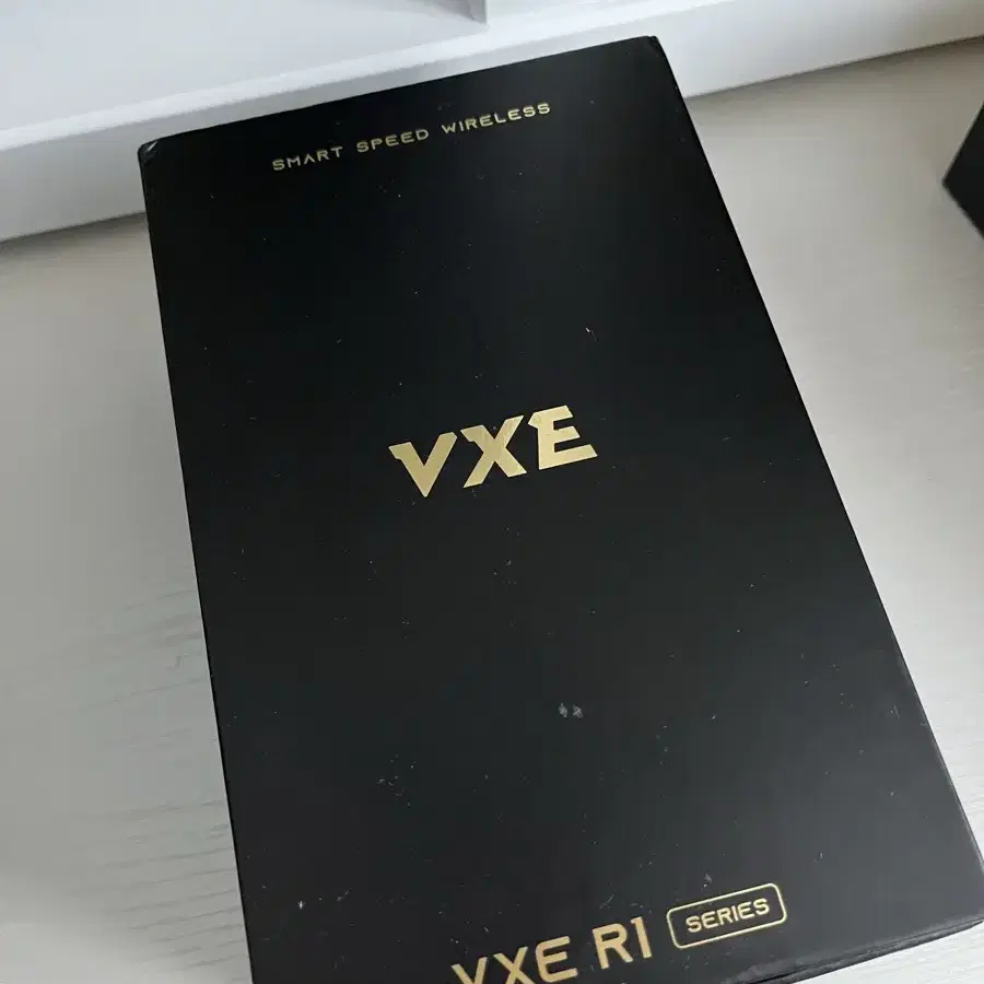 VXE R1 pro max 화이트 (잠자리마우스)