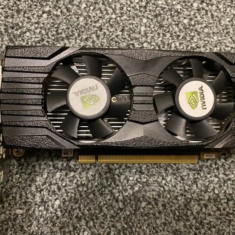 gtx1650 LP 상태 이상없음 .