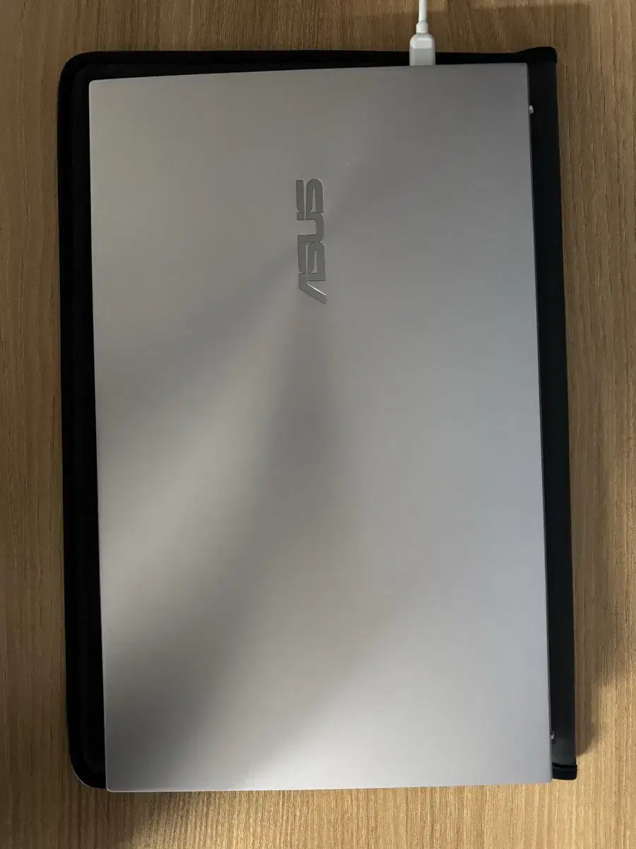 ASUS ZENBOOK 14