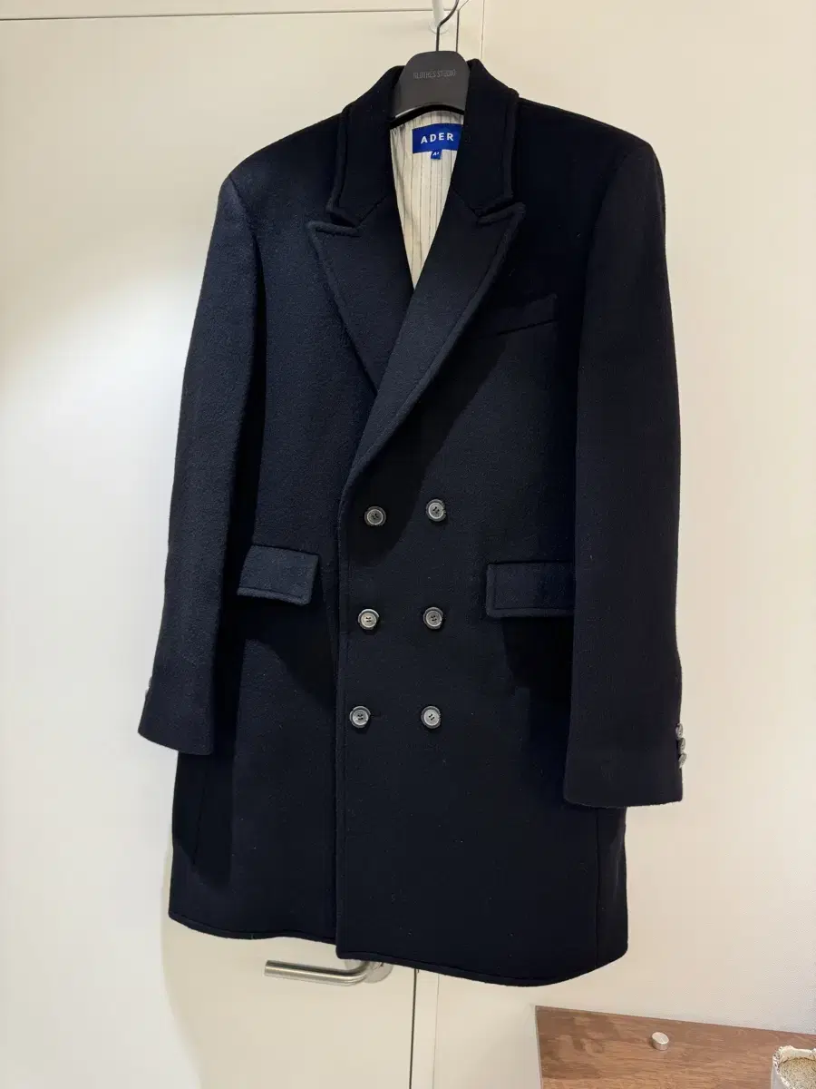 아더에러 쿠퍼 코트 Cooper peacoat Noir A2