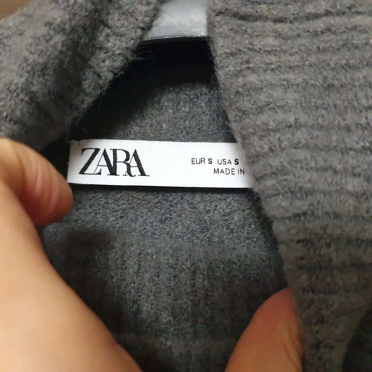 S)자라 ZARA 폭닥폭닥 니트