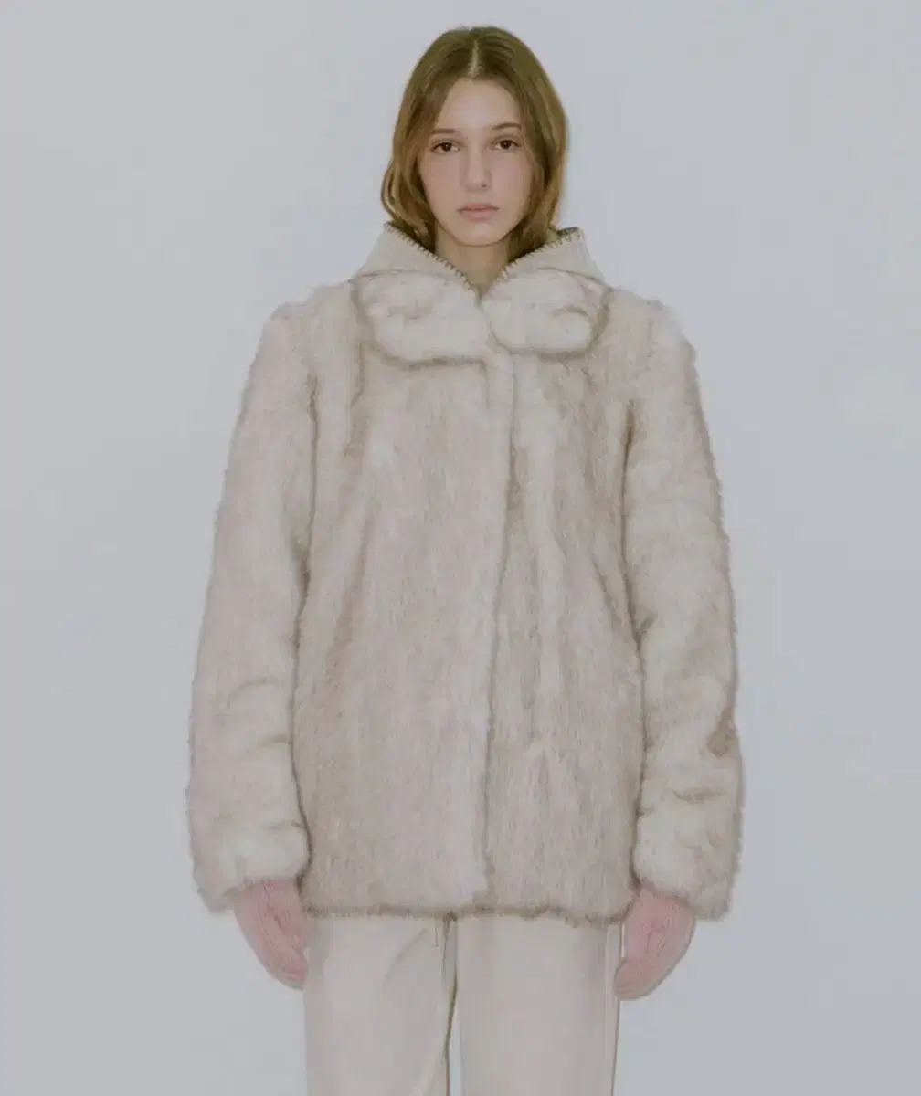 시눈 퍼자켓 Heavy Mix Fur Jacket (Ivory) 아이보리