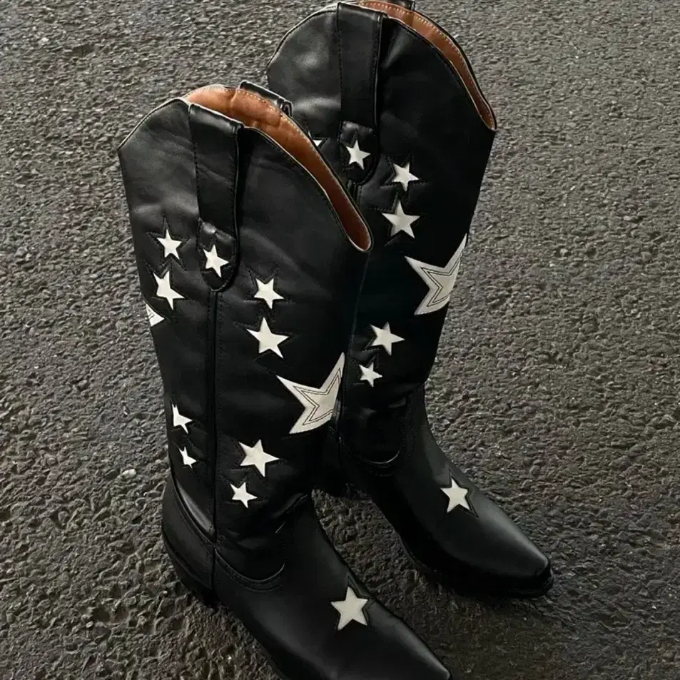 BADBLUE Leather Cowboy Boots Black