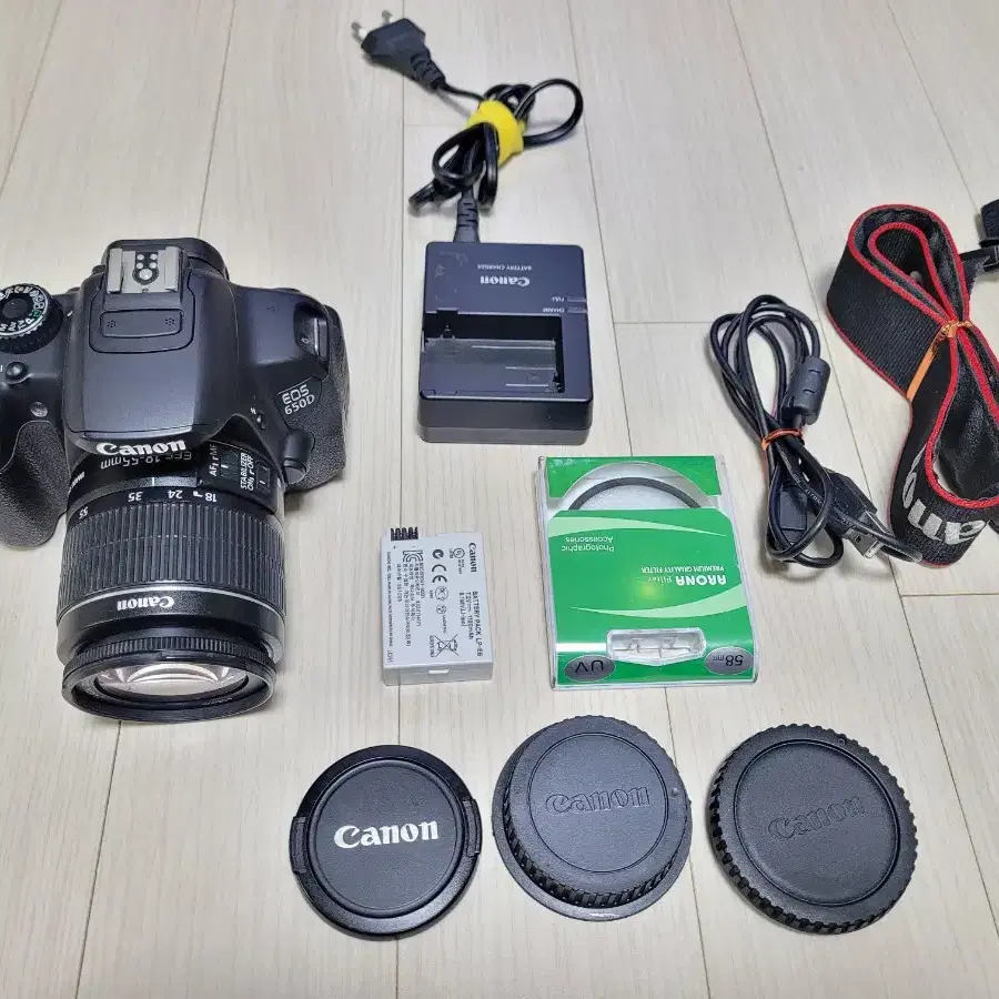 캐논 DSLR 카메라 EOS 650D 와 18-55 렌즈 세트