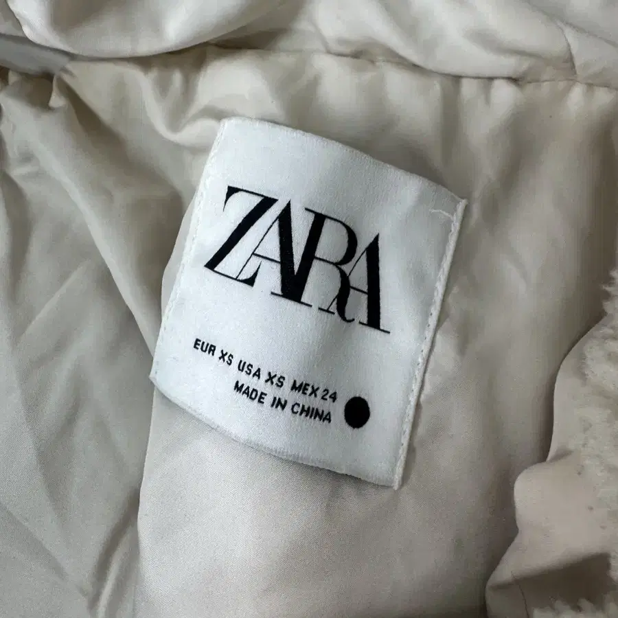 자라 ZARA 뽀글이 후드 점퍼 후리스 자켓