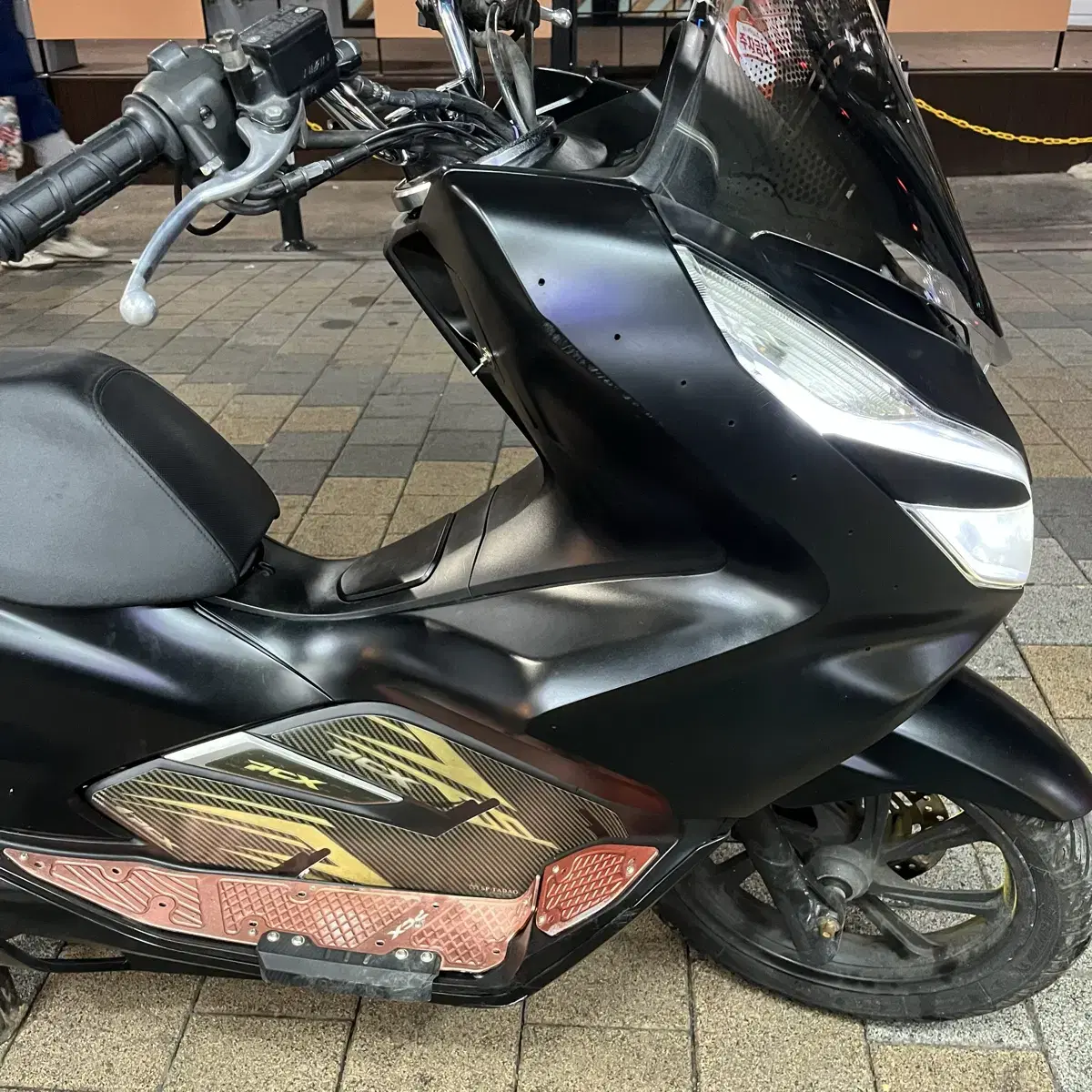 pcx125 팝니다