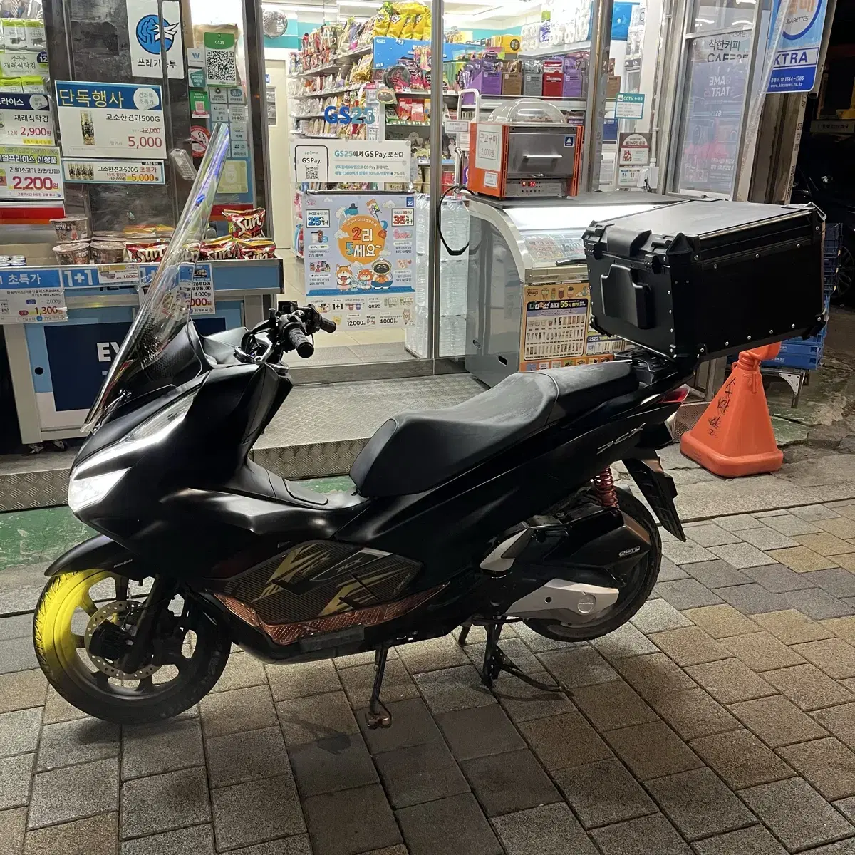 pcx125 팝니다