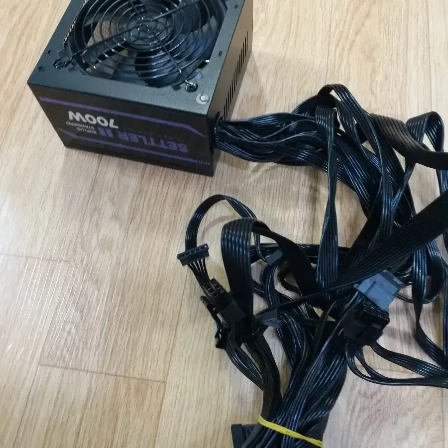 앱코 Settler2 700W  중고파워 23년출고 A급 10개 소유