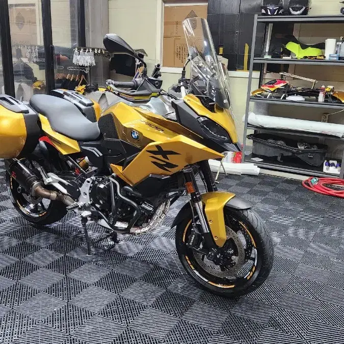 bmw f900xr 21년 2.4만