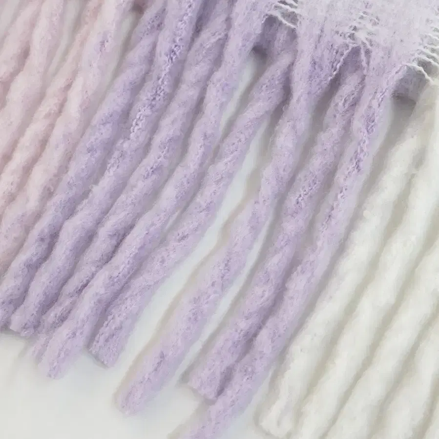 ◇marie claire ◇ Twisted fringe check muffler New Product) Marie Claire Twisted Fringe Check Scarf Pink on