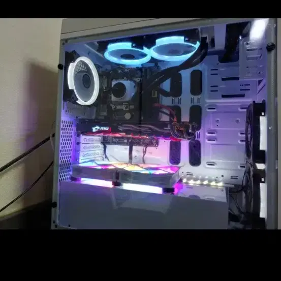 i7-4790k 일체형 수냉 msi 1079ti 트윈프로져