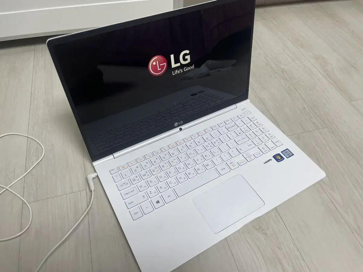 LG gram 그램 15인치 노트북 15z960 팔아요