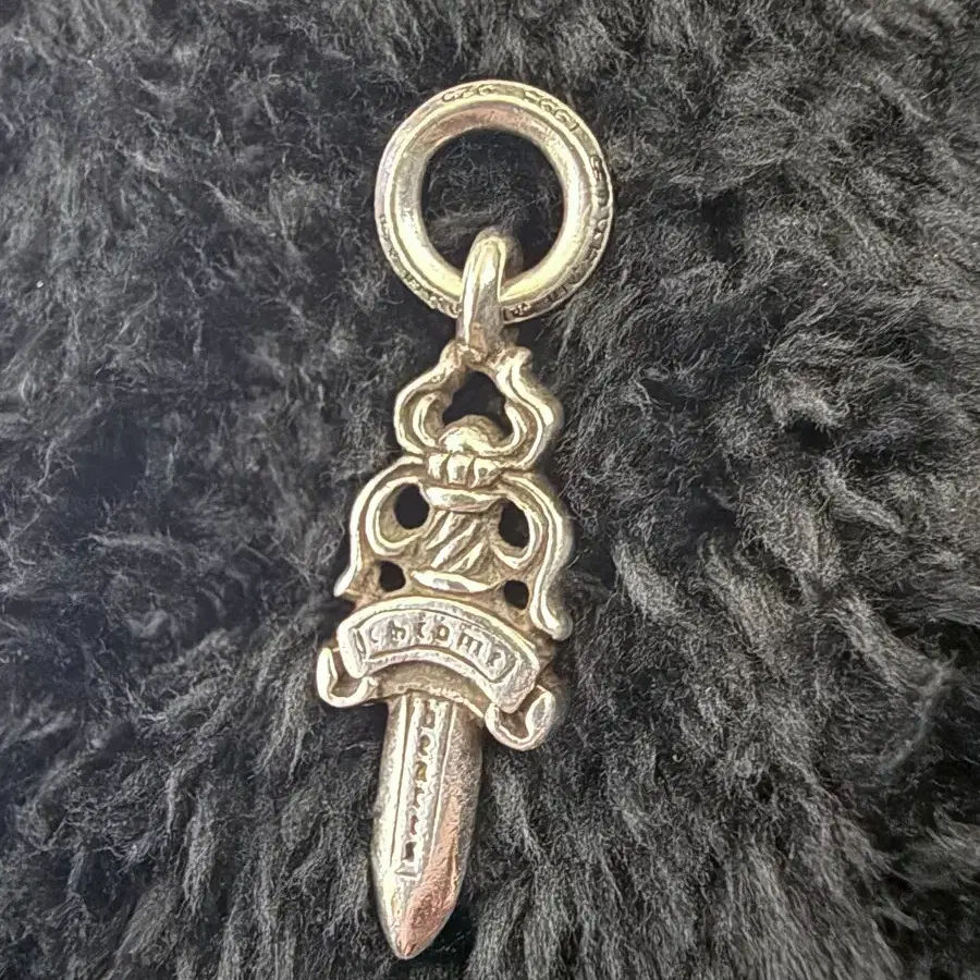ChromeHeartsDaggerPendant
クロムハーツタガーペンダント CHROME HEARTS | 크롬하츠 [OS] Chrome Hearts 5th Avenue