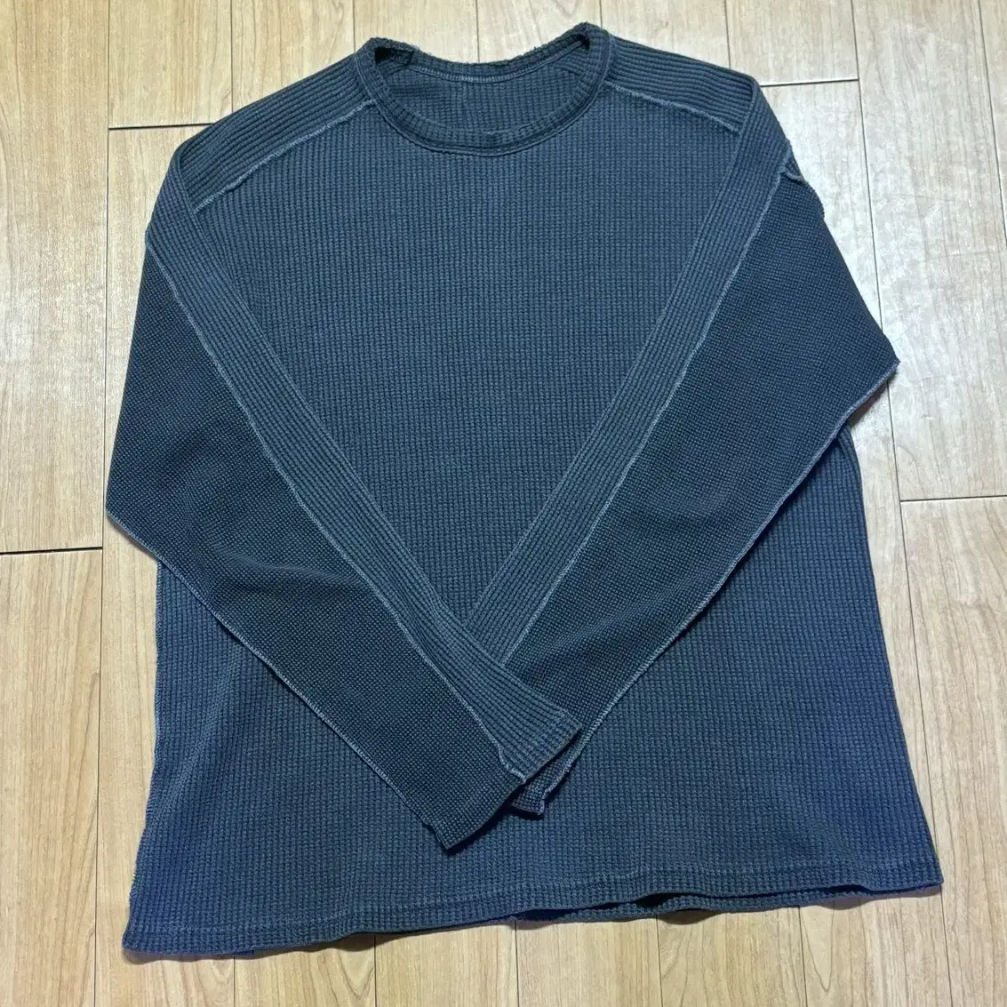 이그노타 롱슬리브니트 CORE:10 WASHED LS T CHARCOAL