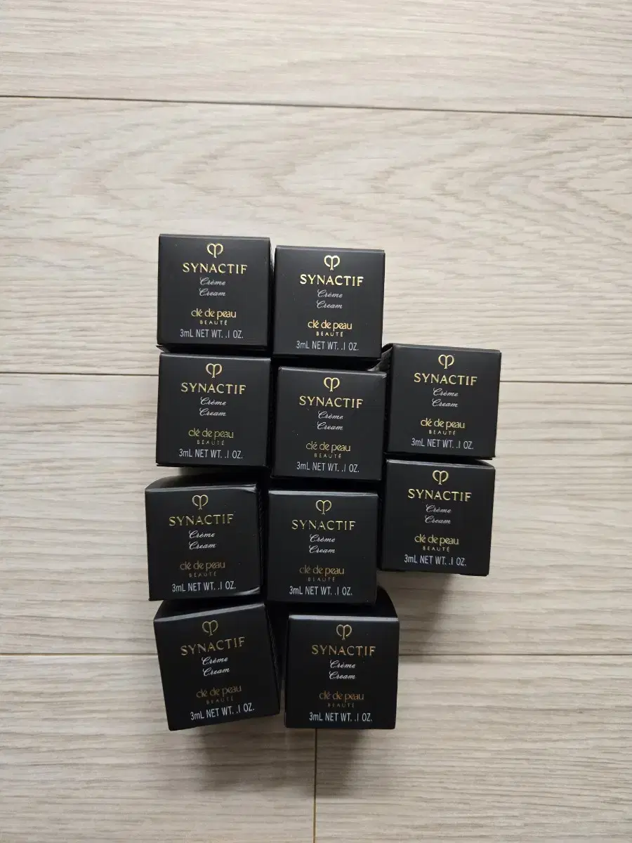 끌레드뽀 보떼 시나끄티프 크림 30ml(정가160만원)