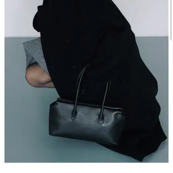 르에떼 캐리백 블랙 le ete carry bag in black