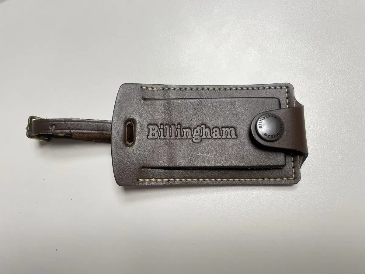 Billingham 가죽 네임택