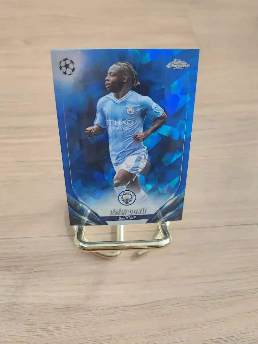 24 Top Chrome Sapphire Manchester City Jeremy Doku Soccer Kards