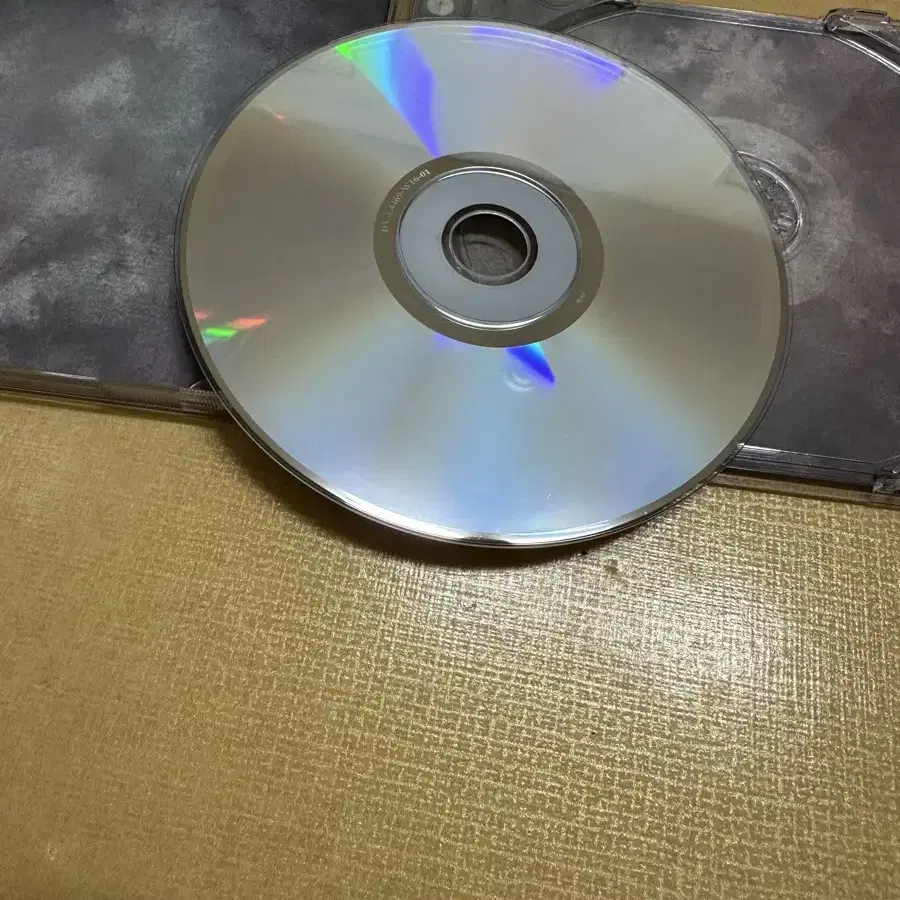 넬 싸인반 CD 판매합니다.