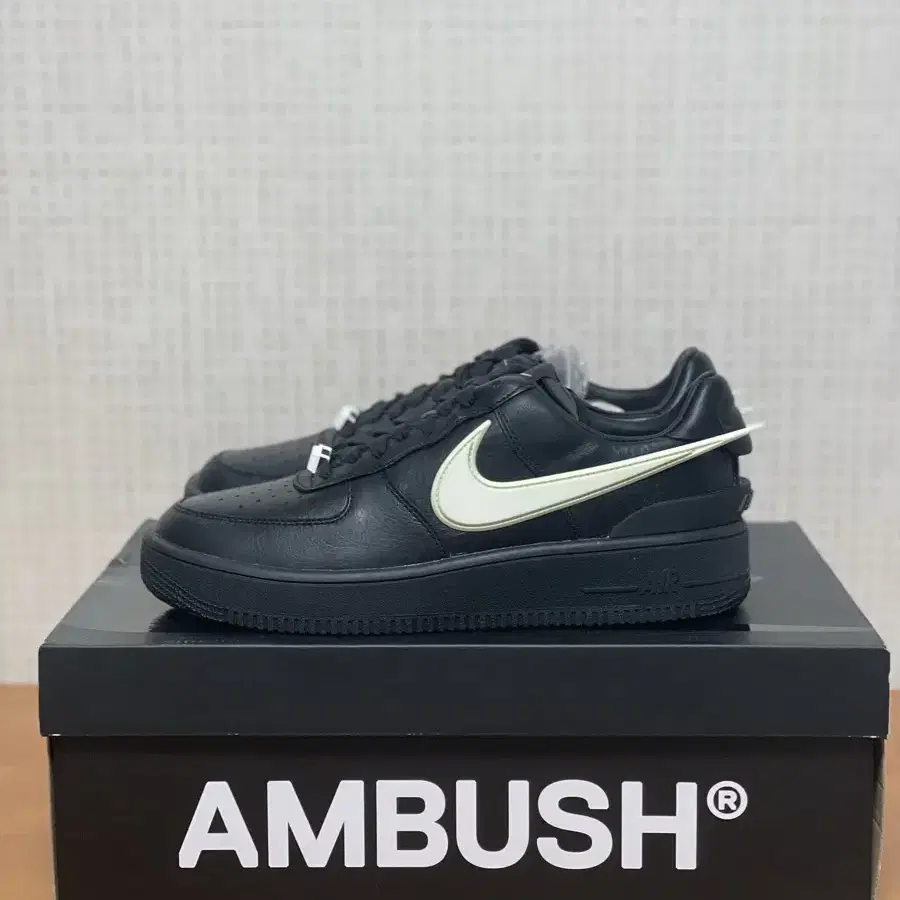 [NIKE] 에어포스1 X AMBUSH 270