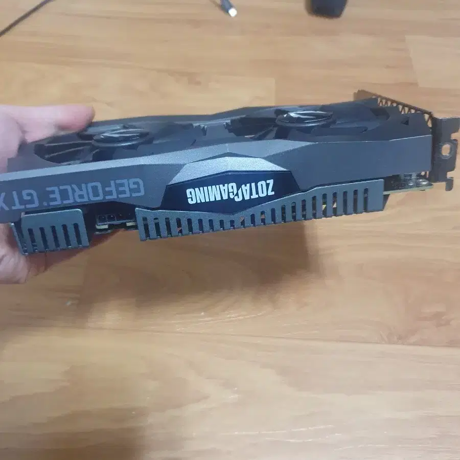 그래픽카드 gtx1660 super 팝니다