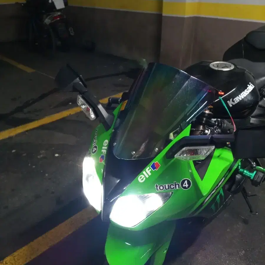 zx10r 08년식 풀배기 팝니다.(바이크잘모름)소리큼 ㅠ_ㅠ묻따360