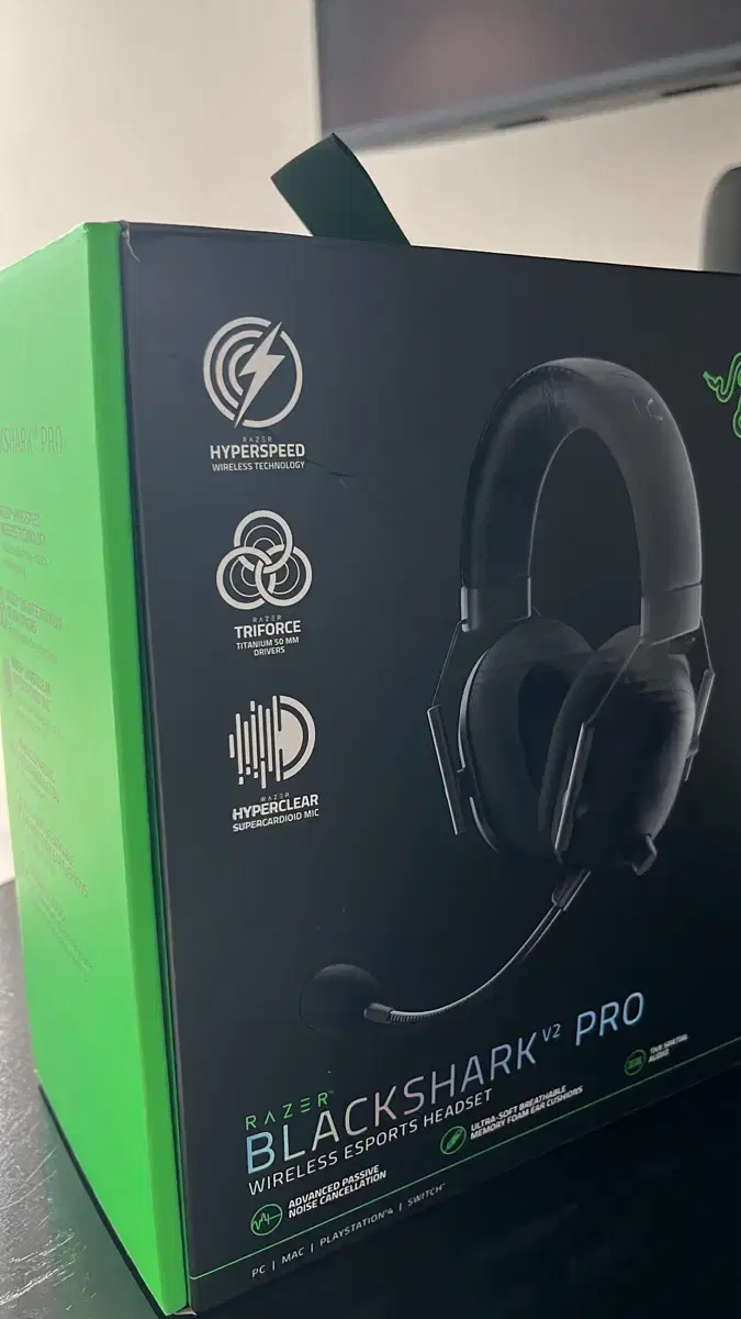 Razer BlackShark V2 Pro 무선 헤드셋