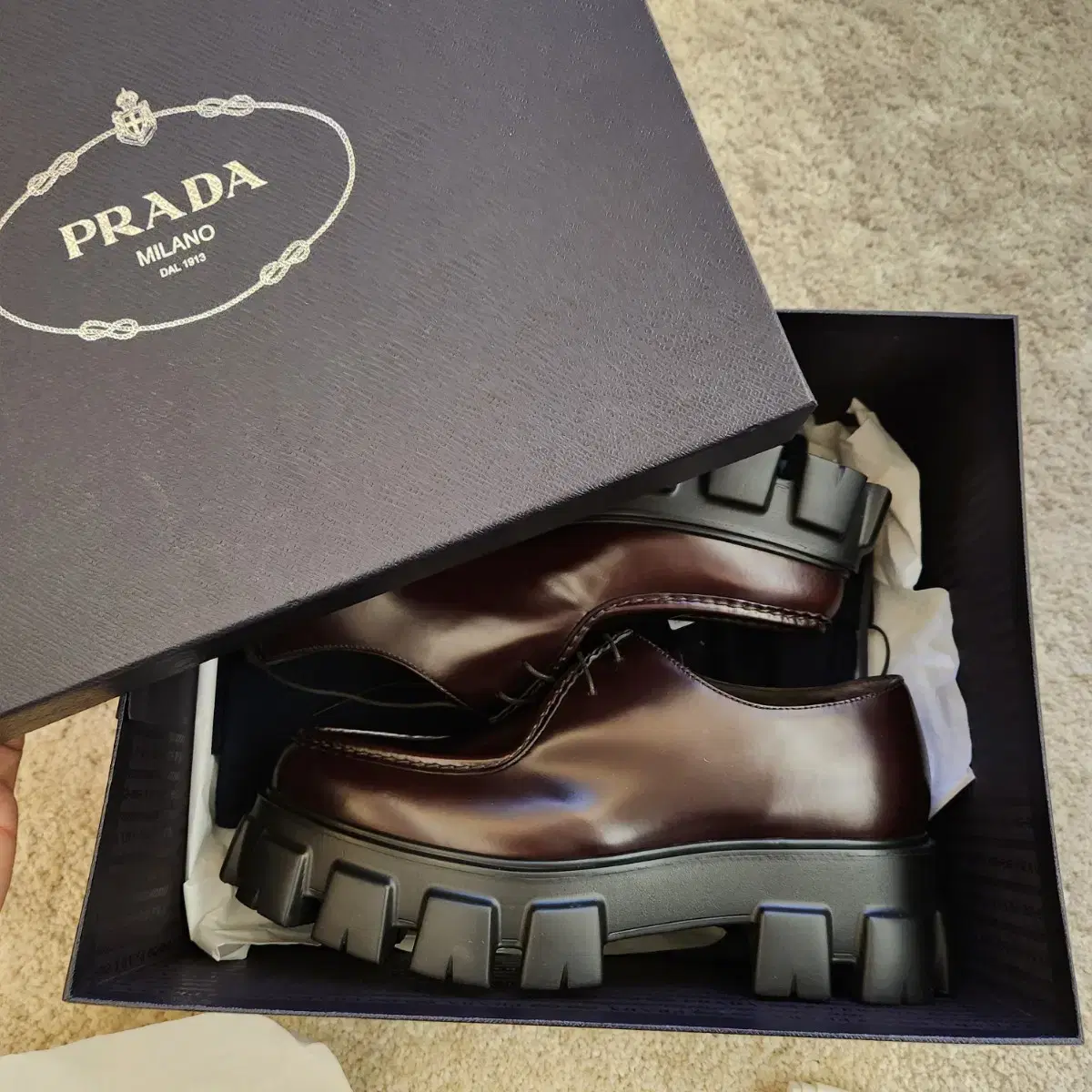 PRADA 프라다 Monolith 레이스업 슈즈 275