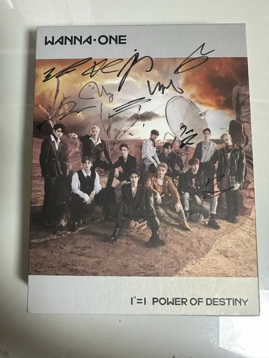 워너원 power of destiny 싸인본