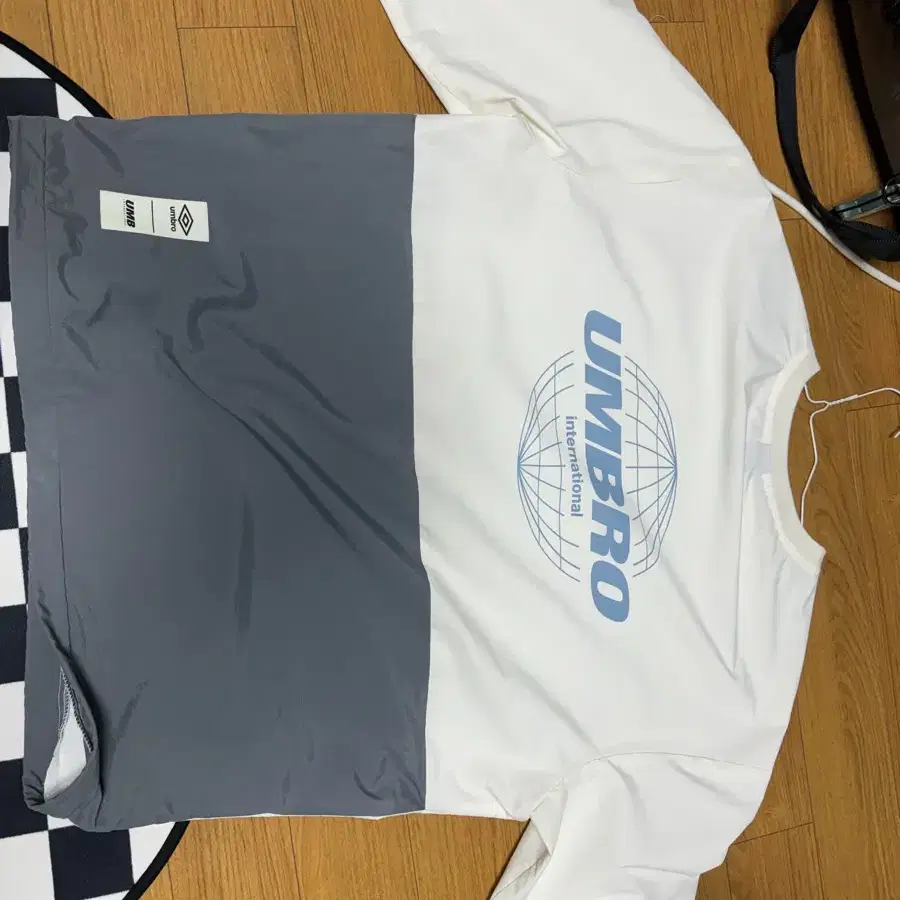 Umbro 바람막이