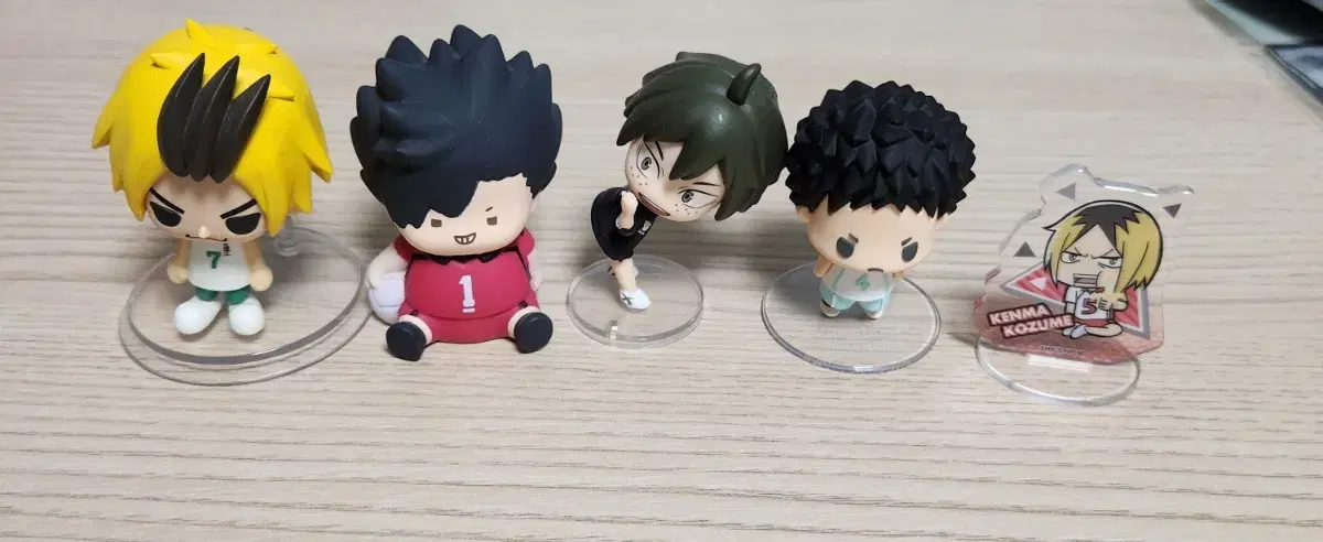 Haikyuu Kogane River Kuroo Yamaguchi Iwatsumi Figure Kenma acrylic Bulk WTS