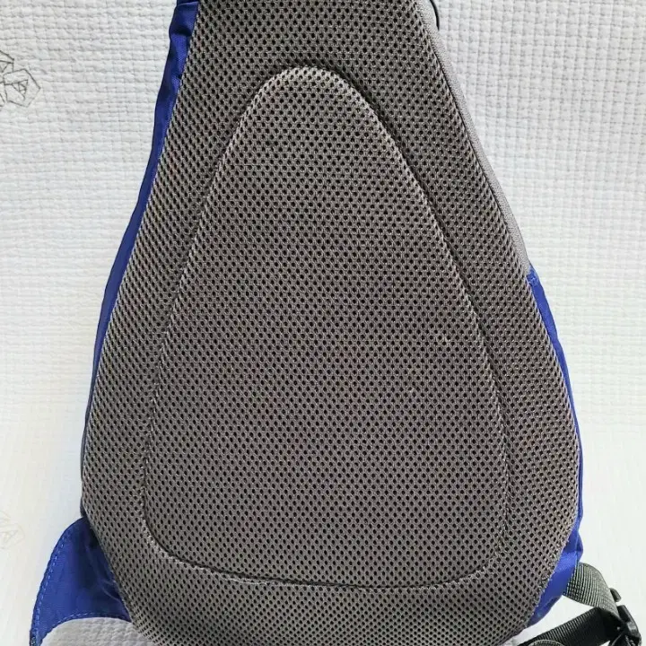 파타고니아 patagonia Atom Sling Bag 슬링백 8리터