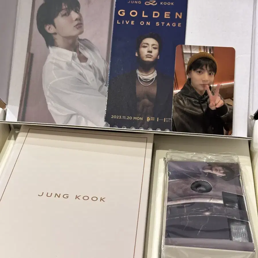 정국 골든 쇼케 역조공 포카 풀박 jk golden show case