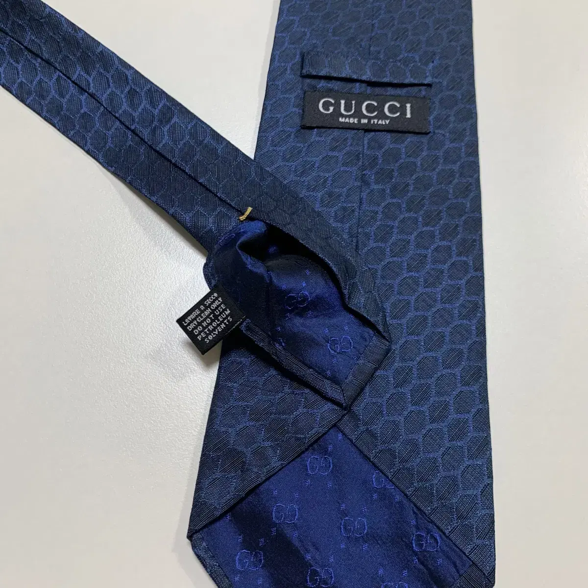 구찌(GUCCI) 100실크 명품넥타이 정장 A+등급 9.6cm