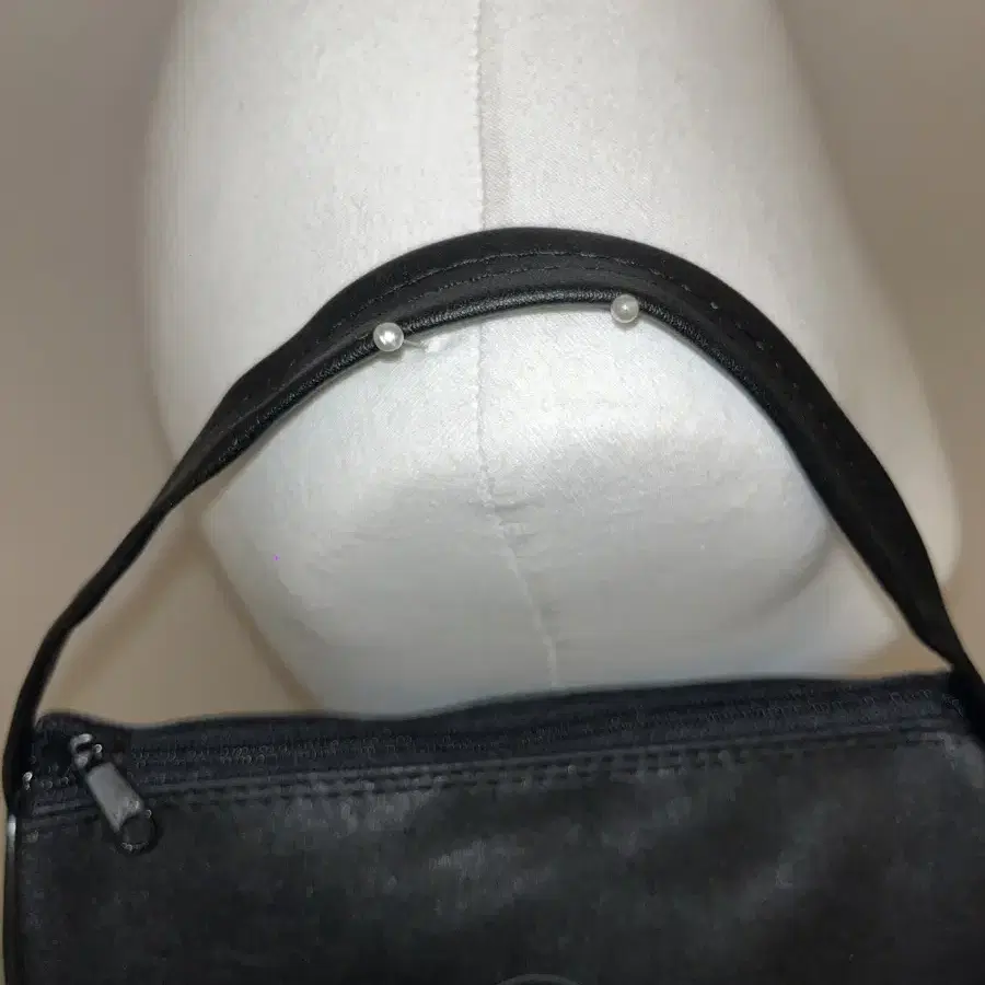 Black mini shoulder bag