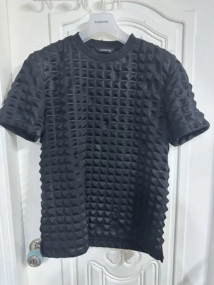(L) Kang Hyuk Vahn Short Sleeve Black