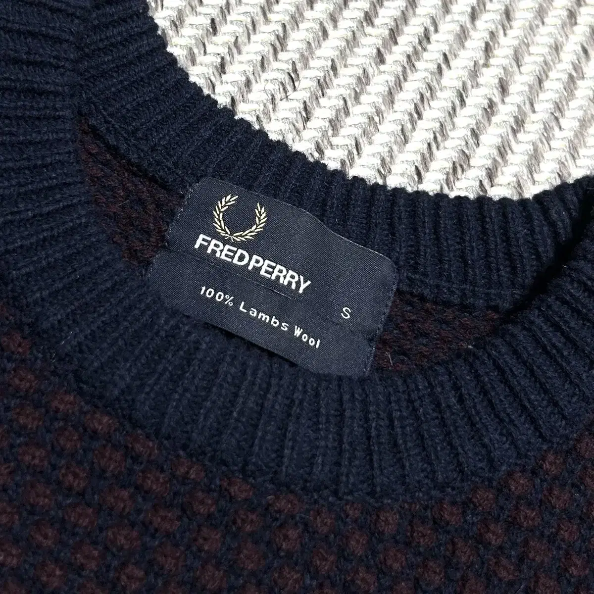 [ M ] Fredperry 프레드페리 램스울 와플 라운드 니트