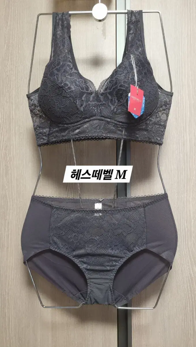 헤스떼벨 노와이어 브라렛 팬티 M 95