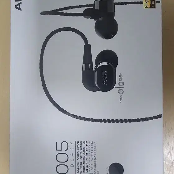 AKG N5005