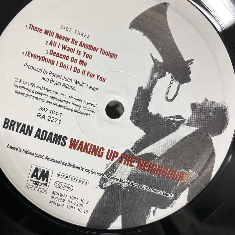 BRYAN ADAMS LP / AA7243