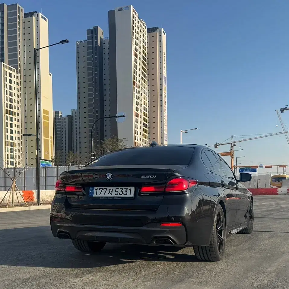 Bmw520i 블랙수트에디션