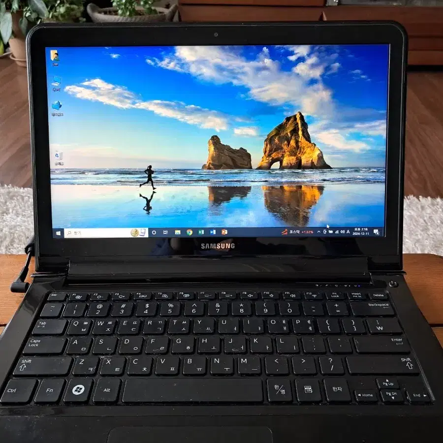 삼성 13.3" 노트북 12GB, SSD128GB, WINDOW10