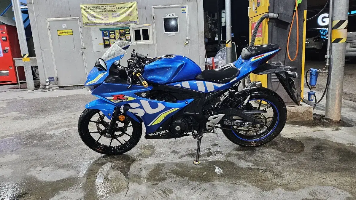 입문 최강 gsx-r125 팝니다!  개인입니다~!